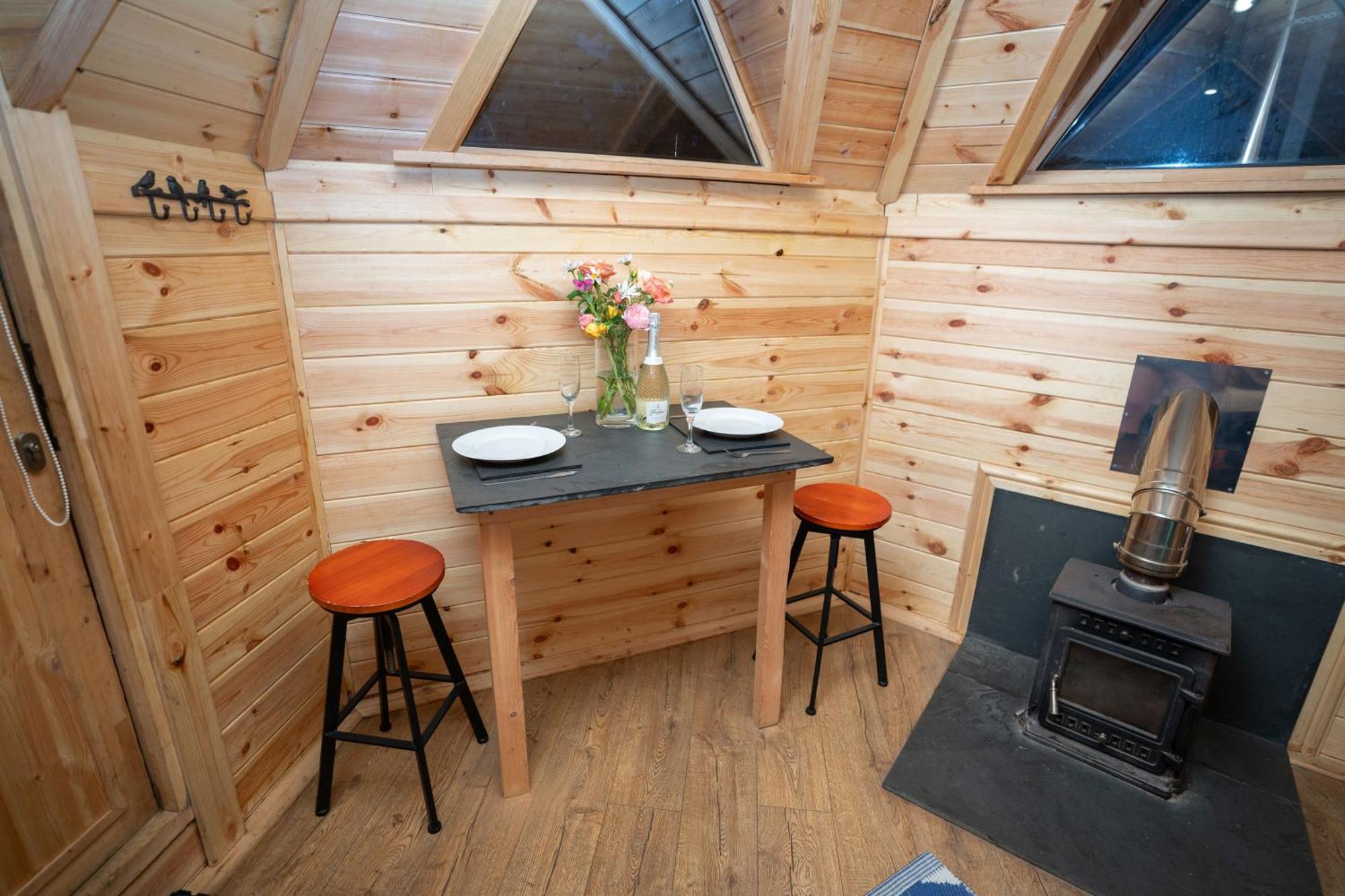 Chestnut Tree House With Hot Tub & Sauna Barmouth Esterno foto