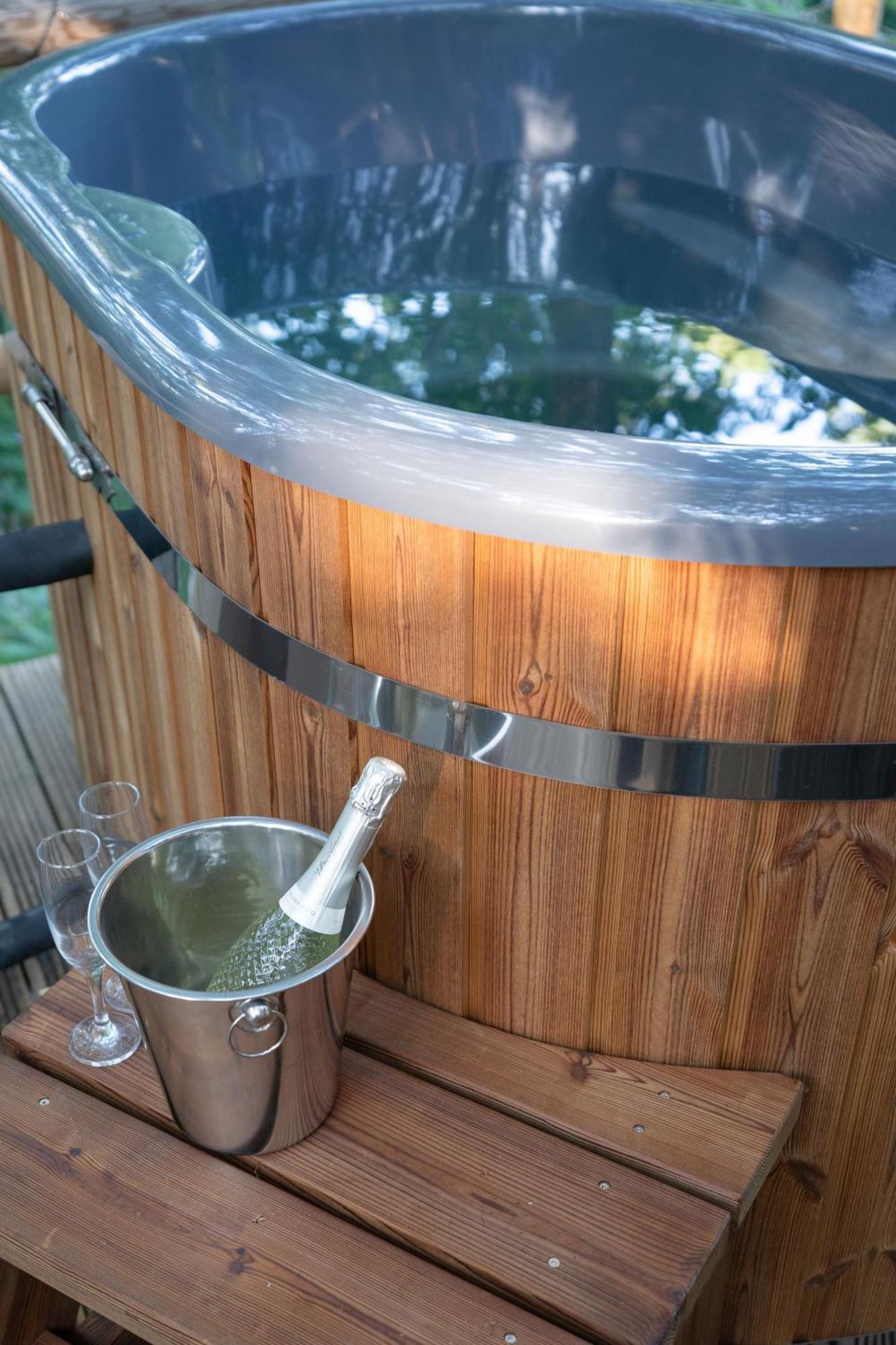 Chestnut Tree House With Hot Tub & Sauna Barmouth Esterno foto
