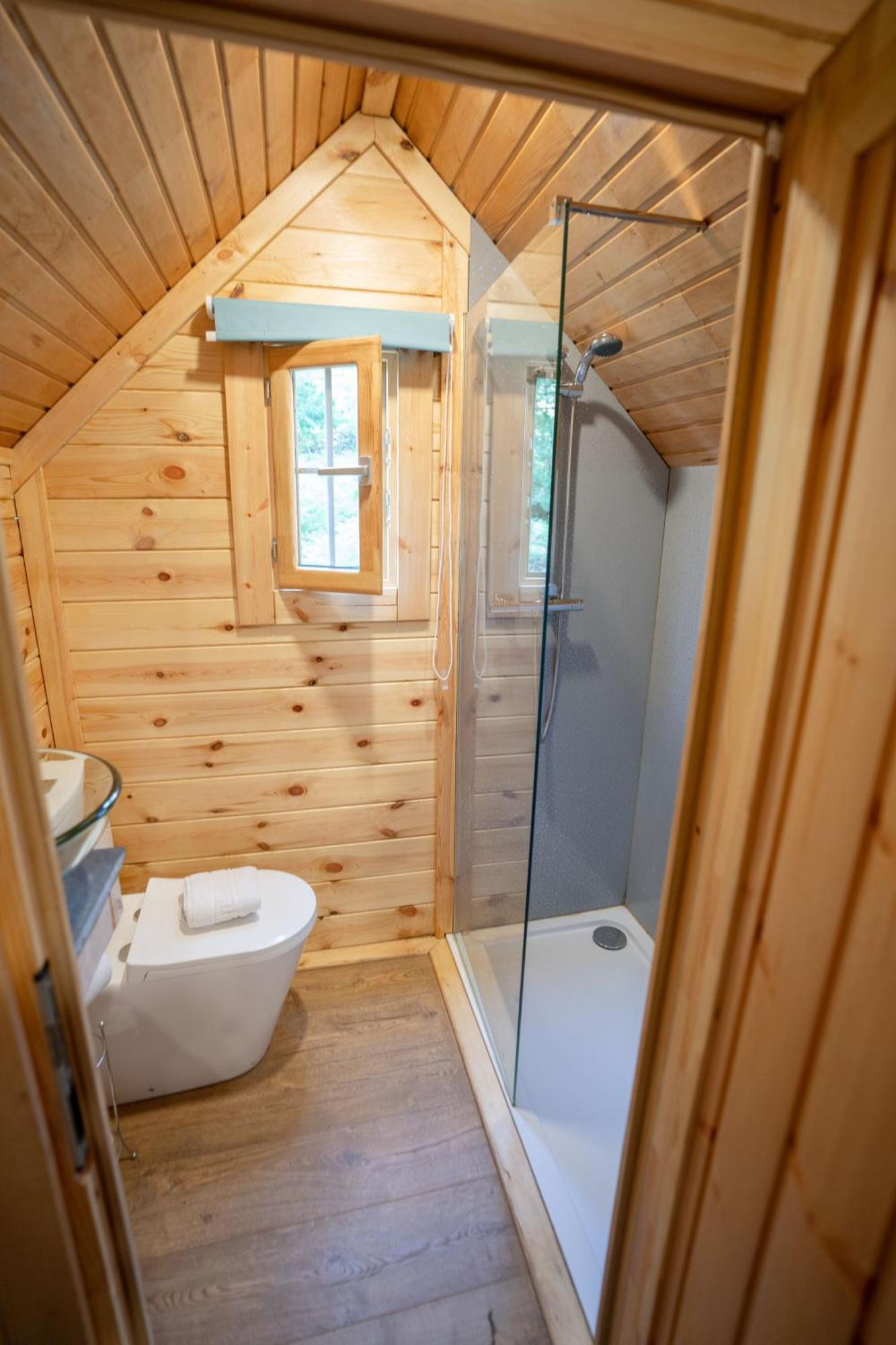 Chestnut Tree House With Hot Tub & Sauna Barmouth Esterno foto