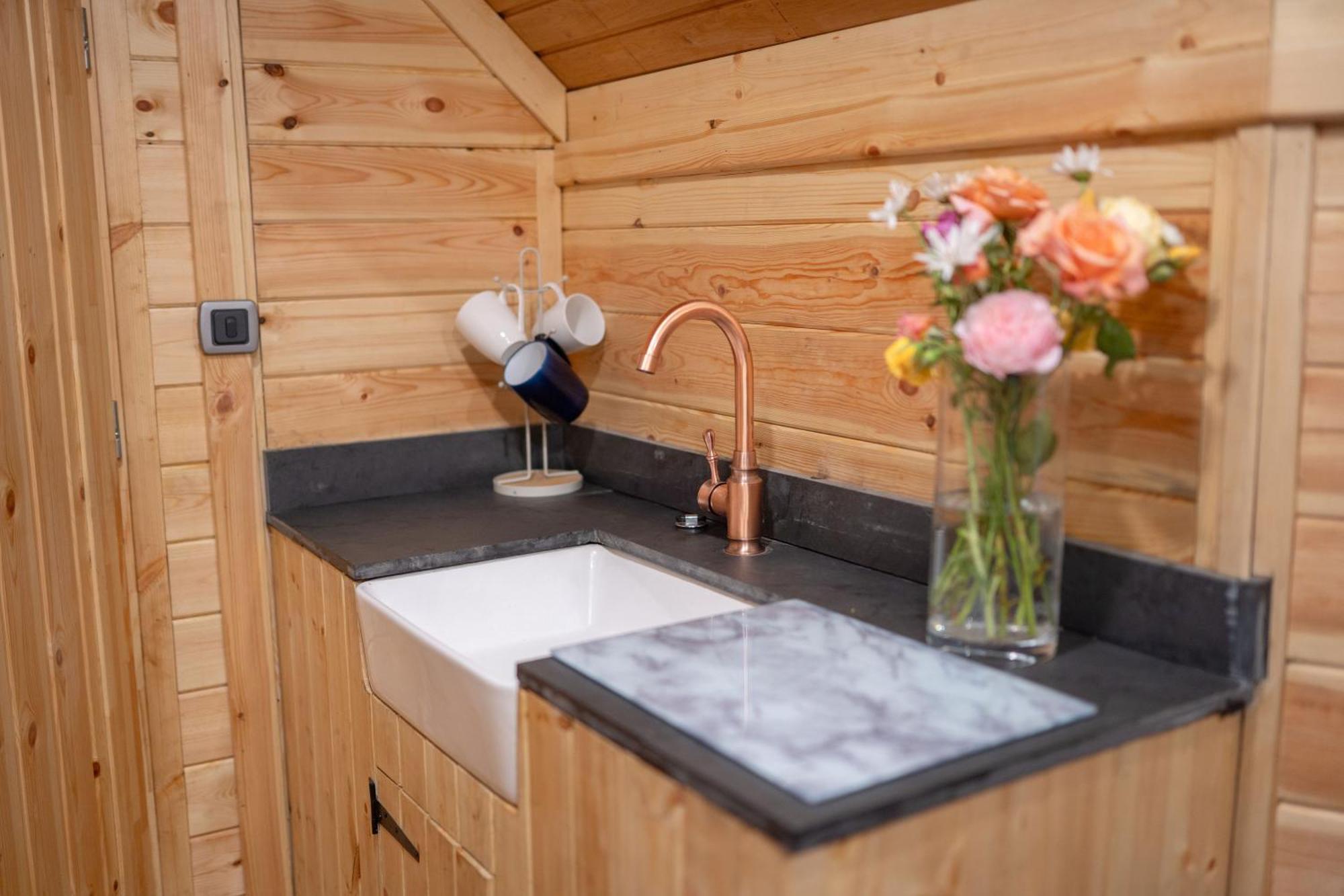 Chestnut Tree House With Hot Tub & Sauna Barmouth Esterno foto